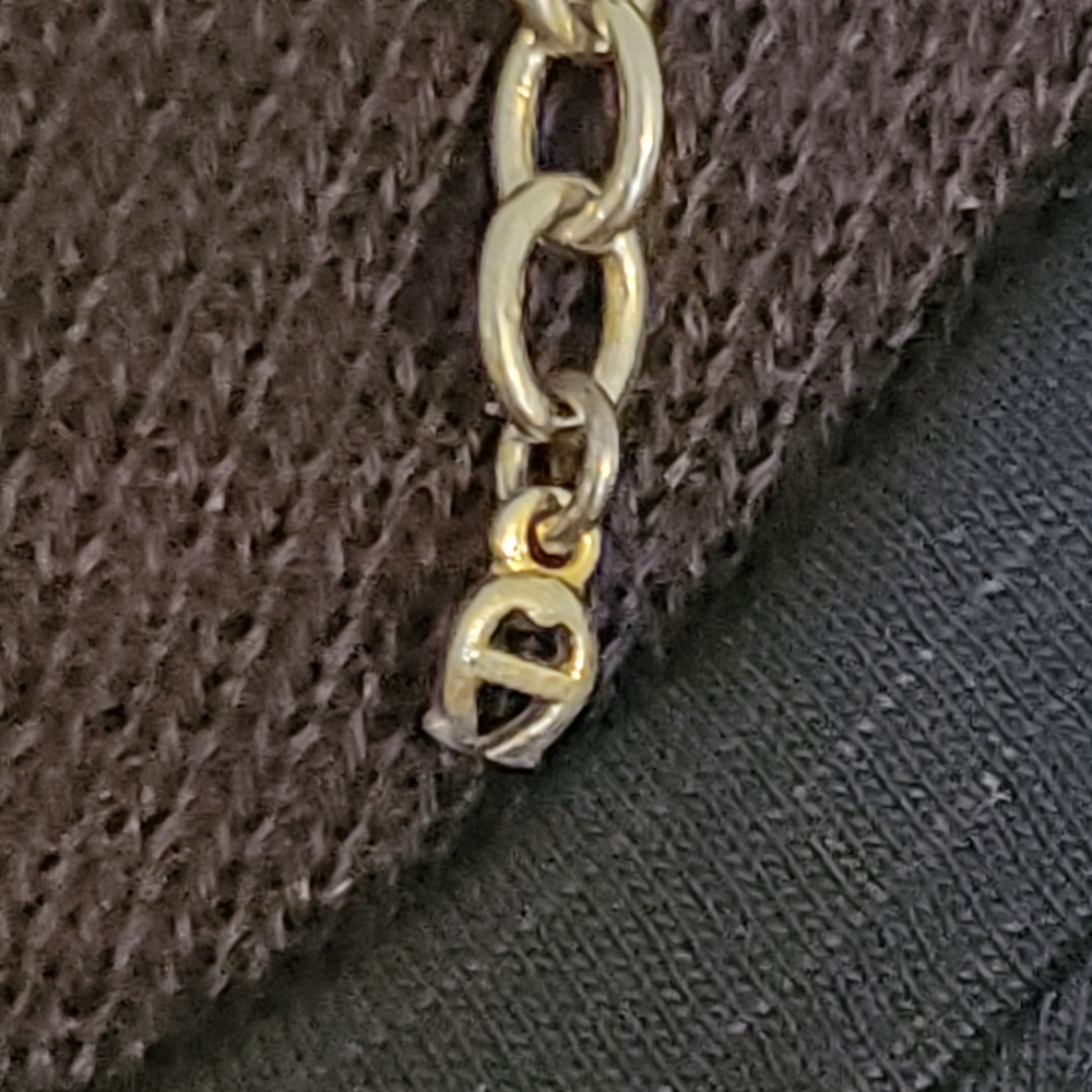 Etienne Aigner goldtone bold link chain necklace 18 1/2 to 22 inches - Picture 4 of 8